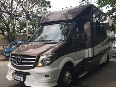 Nhà di động Mercedes-Benz hàng hiếm về Việt Nam