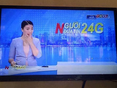 Nữ MC truyền hình Vĩnh Long có hành động gây tranh cãi