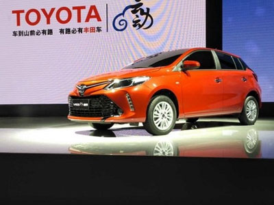 Cặp đôi Toyota Vios Hatchback và Yaris L Sedan 2017 rủ nhau ra mắt