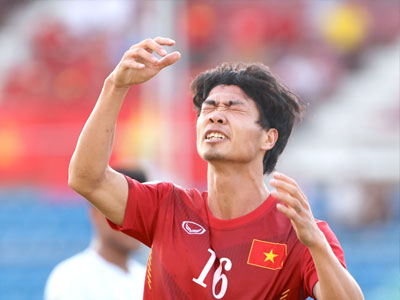 HLV Hữu Thắng: "Hãy đặt niềm tin cho Công Phượng"