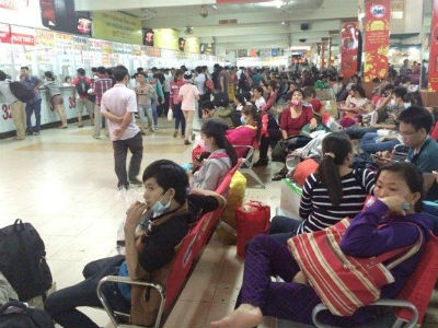 "Sốt xình xịch" vé tàu xe, máy bay dịp Tết Đinh Dậu 2017