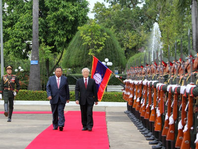 Tổng Bí thư Nguyễn Phú Trọng bắt đầu chuyến thăm CHDCND Lào