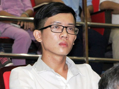 Thầy giáo "kêu cứu" Bí thư Thăng lần đầu nhận lương sau 15 tháng thử việc