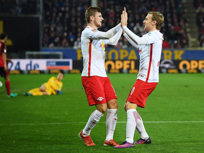 Đội bị ghét nhất nước Đức củng cố vị trí số 1 Bundesliga