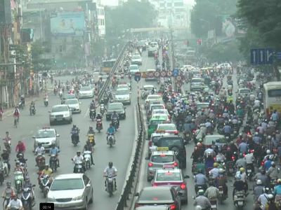Hà Nội phân làn, cấm taxi để gia cố cầu vượt