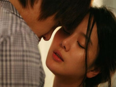 Hờ hững chồng đẹp trai như diễn viên, vợ ngoại tình với anh xe ôm đầu ngõ