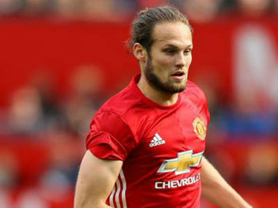 SỐC: Man United chiêu mộ Blind qua cách không thể ngờ
