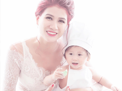 Trang Trần khoe con gái đầu lòng tròn 1 tuổi