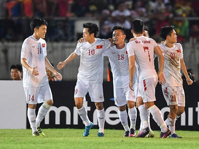 Fox Sports Asia khen ngợi "đám trẻ" của bầu Đức