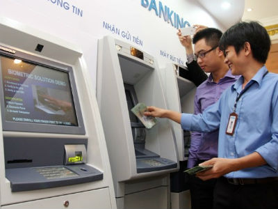 Từ 28/11, chủ thẻ ATM sẽ được hoàn tiền nếu bị mất tiền oan
