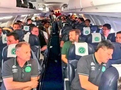Messi từng ngồi trên máy bay gặp nạn tại Colombia