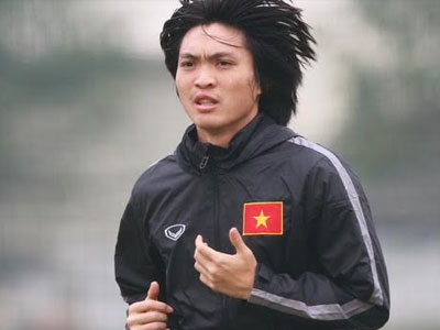 Tuấn Anh sẽ hồi phục sau 1 tháng, HAGL có tân binh từng dự World Cup