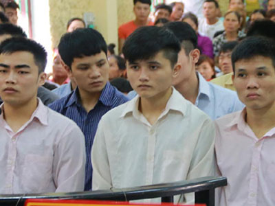 Cuộc loạn đả của 30 thanh niên vì con đề gần 2 tỷ