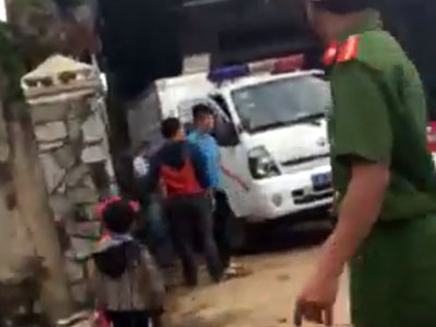 Hàng chục “con bạc” bị bắt khi đang say sưa sát phạt