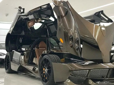 Nhà tài phiệt Mỹ tậu Pagani Huayra hàng độc