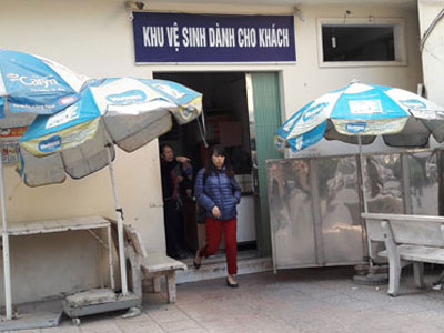 Nhà vệ sinh bệnh viện kinh dị cỡ nào?