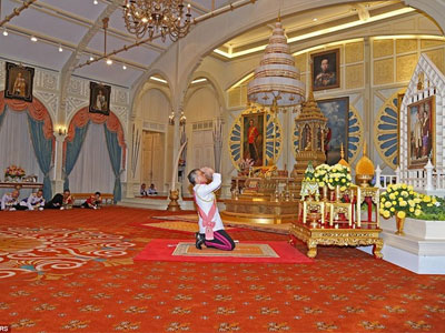 Hình ảnh tân Quốc vương Thái Lan trong ngày đăng cơ