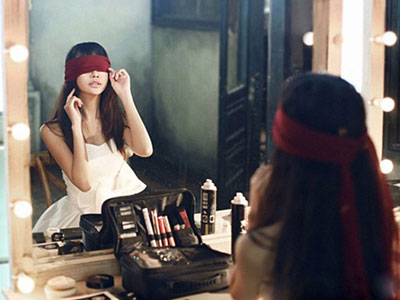 Trinh tiết có đắt lắm không hả chồng?