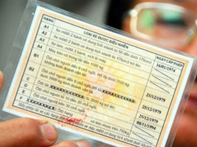 Giấy phép lái xe vô thời hạn phải đổi sang thẻ PET trước năm 2021?