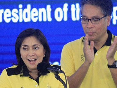 Ông Duterte ép phó tổng thống từ chức?