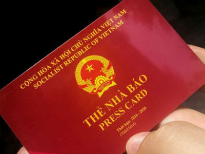 Thu thẻ nhà báo Phó tổng biên tập báo Thanh niên