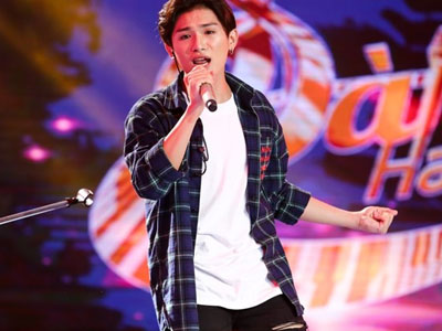 Giám khảo Sing My Song tranh cãi về học trò Lam Trường