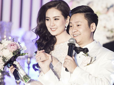 MC Mai Ngọc tung loạt hình ảnh trong hôn lễ và clip "độc" hậu đám cưới đình đám