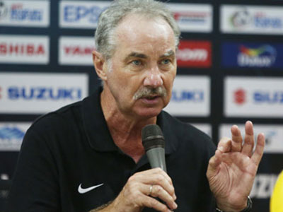 Riedl tuyên bố trên báo Indonesia: "Không đến Việt Nam để kiếm trận hòa"