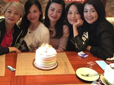 5 bà vợ "Vi Tiểu Bảo" hội ngộ sau 18 năm