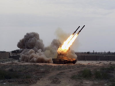 Pháo phản lực TOS-1A bắn xa 10km, NATO hoảng loạn