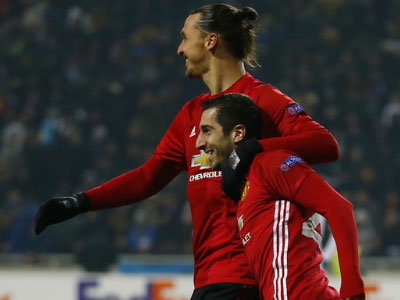 Mkhitaryan nổ súng lần đầu, Man Utd đi tiếp ở Europa League