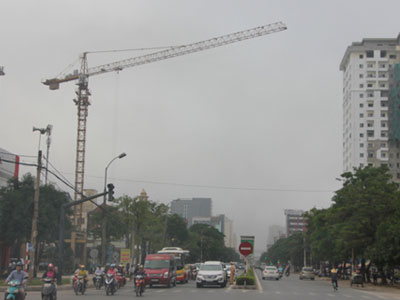 Nghệ An buộc tháo dỡ 17 cần trục xây dựng tiềm ẩn tai nạn