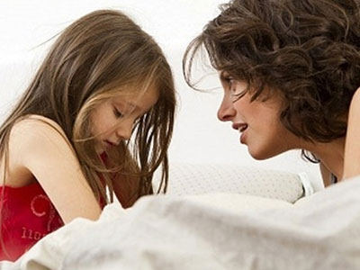Những lời nói dối kỳ quặc cha mẹ từng nói với con