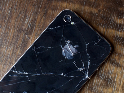 Apple thua kiện vì dùng iPhone tân trang khi bảo hành