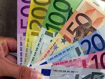 Tỷ giá ngoại tệ ngày 13/12: USD giảm mạnh, Euro hồi sức