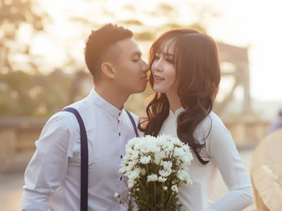 Cô dâu Huế đẹp hút hồn và chuyện tình 7 năm với chàng trai Hà Nội