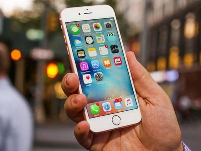 Cướp iPhone, nhắn tin lừa nạn nhân thoát iCloud ở Hà Nội