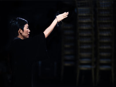 Đạo diễn catwalk: Niềm vui, nỗi buồn sau sàn diễn