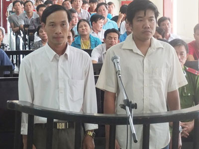 Hoãn phiên tòa xử cựu công an dùng nhục hình làm chết người