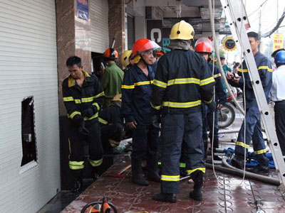 Đại lý vé số nổi tiếng ở Cần Thơ cháy dữ dội