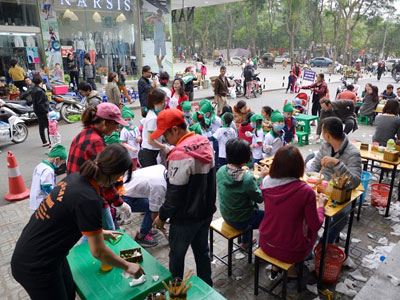 Nhếch nhác, lộn xộn tại các chung cư của "đại gia điếu cày"