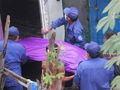 Phát hiện thi thể nam giới đang phân hủy trên sông Sài Gòn