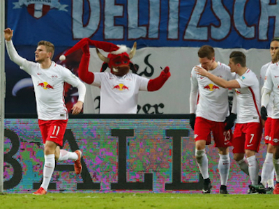 RB Leipzig tái chiếm ngôi đầu của Bayern