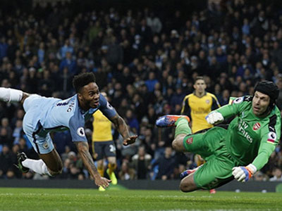 Cech lập kỷ lục tồi tệ nhất sự nghiệp ở Premier League