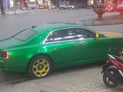 Vì sao đại gia Ninh Bình biến siêu xe Rolls-Royce chục tỷ thành taxi