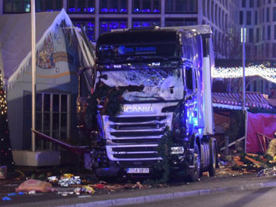 Kẻ tấn công khủng bố bằng xe tải ở Berlin được cho là người di cư