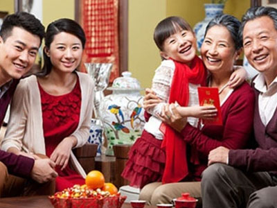 Ồn ào tranh cãi khi cô vợ trẻ đòi về quê ngoại ăn Tết bị chửi “ngu, không biết điều”