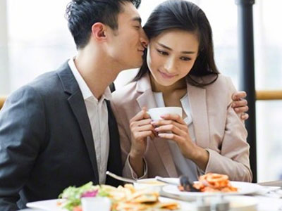 Vợ lặp lại "kịch bản đong trai" giống hệt ngày trước đã "lừa" tôi