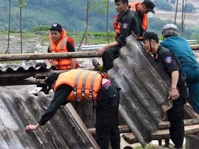 Hình ảnh đẹp của chiến sỹ công an, quân đội năm 2016