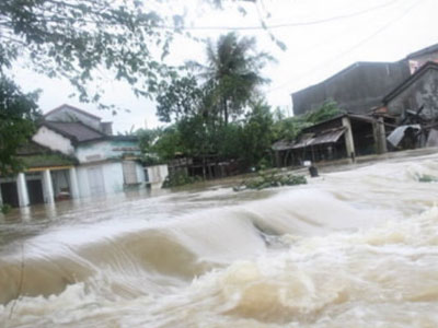 Sẽ miễn giảm lãi suất, cơ cấu lại nợ cho người dân vùng lũ